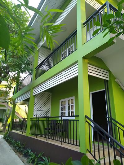 Khaolak C-nior Bungalows