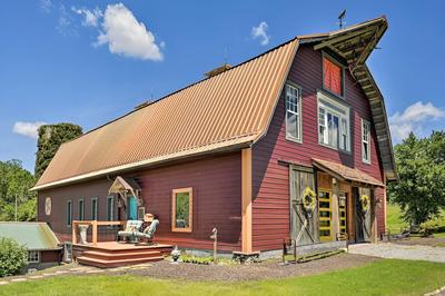 Historic Winston-salem Guest Barn on Farm!