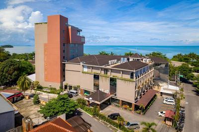 Golden Tulip Belitung