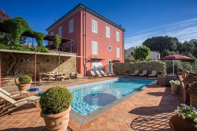 Peccioli Villa Retreat
