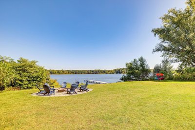 Live Large on Saddle Lake! Family Home w/ Dock