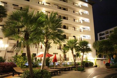 Wongamat Privacy by Good Luck Apartments