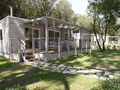 Chalet in Baia Domizia With Private Beach