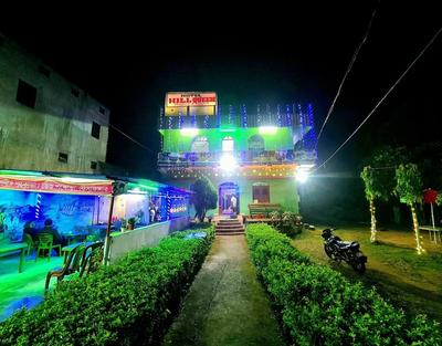 Hill Queen Hotel & Resturent Baghmundi