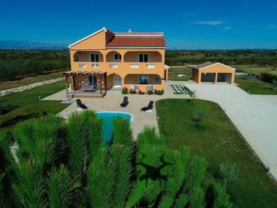 Holiday Home in Prkos With Private Pool