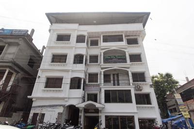 OYO 14200 Hotel Oasis