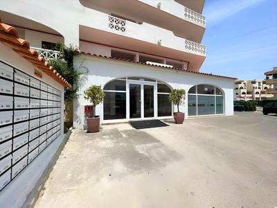 Albufeira Twins 1 With Pool by Homing