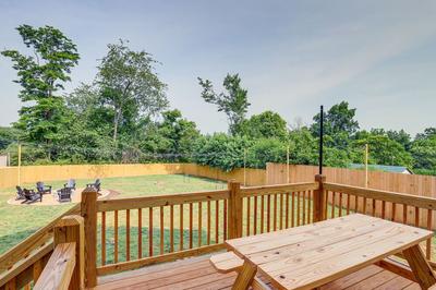 Getaway w/ Fire Pit: 3 Mi to River Arts District!