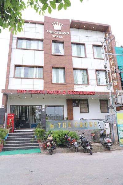 The Crown Hotel