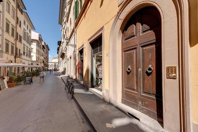 Servi 34 in Firenze With 3 Bedrooms and 2 Bathrooms