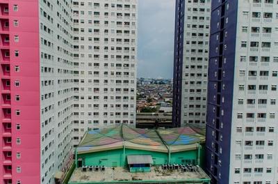 Elegant And Tidy 2Br Green Pramuka City Apartment Near Mall