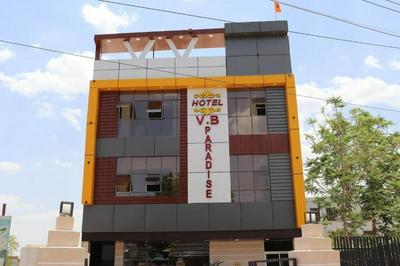 HOTEL V B PARADISE