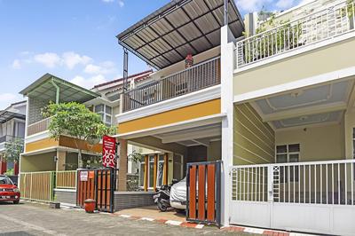 OYO Life 90786 De Campus Homestay Syariah