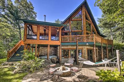Serene Lakefront Lodge w/ Docks on 8 Acres!