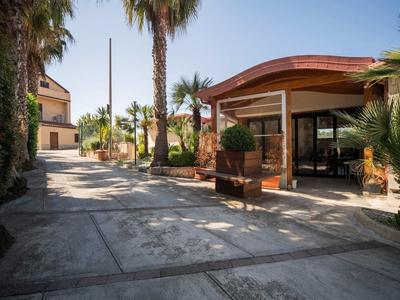 Apartment in Tropea With Mountain Views