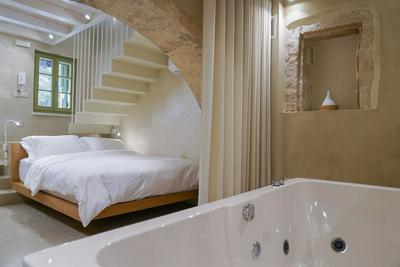 Mystiko Maisonette With Hot Tub - Chania Old Town