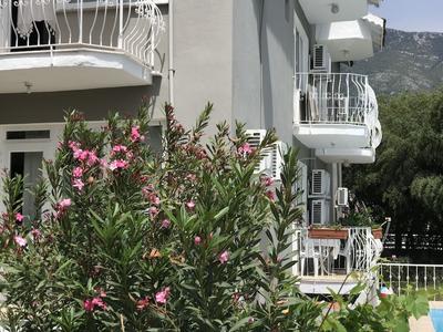 Golden Gate Boutique Hotel