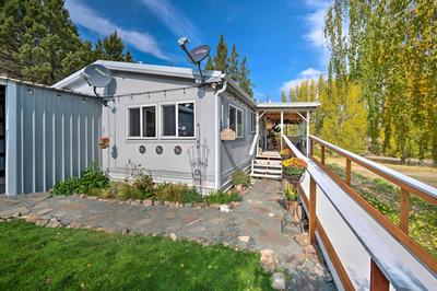 John Day Lakehouse w/ a Great Outdoor Space!