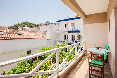 Dina s Flowers - Alonnisos Summer Gem