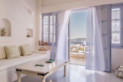 Black Diamond Suites - Adults Only