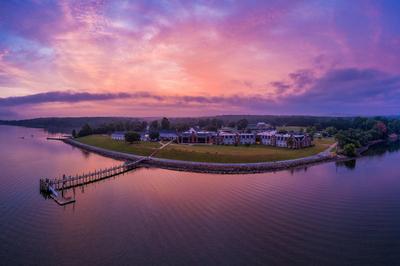 Top Floor Standard Suite Bay View