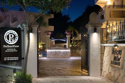 Pefkos View Suites & Maisonette