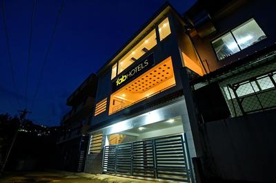 FabHotel Greenwood Stays
