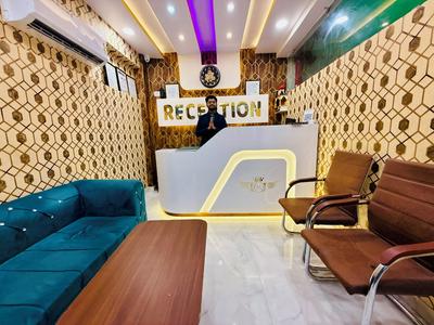 Hotel Golden Crystal