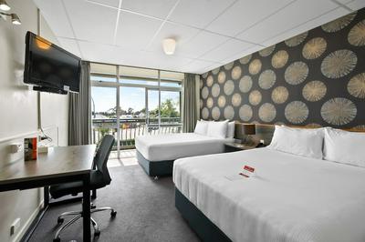 Heartland Ambassador Hotel Hamilton