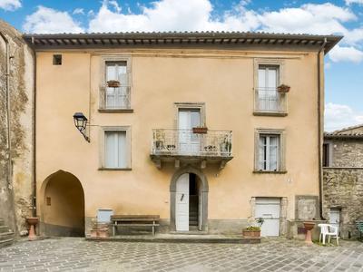 Villa in Rome With Pool & Tiber Valley Views
