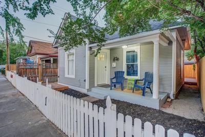 1BR Modern & Chic Bring Your Bikes and Dog!