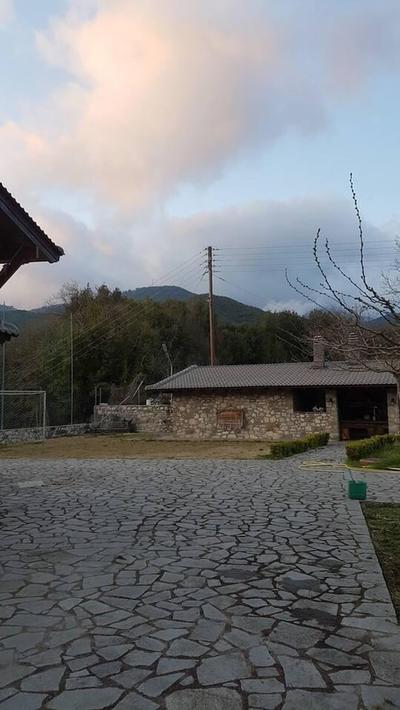 House With big Garden and Barbeque in Nature