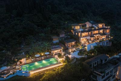 Wanfenglin Half Mountain View Hotel