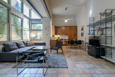 A Beautiful 2 bdr House in the Heart of Plaka