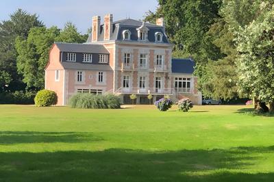 Chateau de la Chasse Beauvais