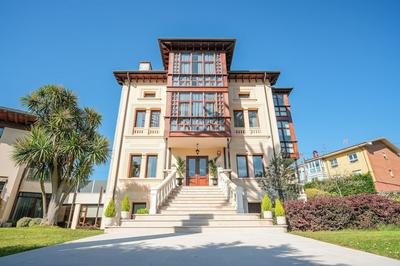 Indiana Boutique Hotel