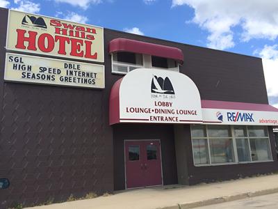 Swan Hills Hotel