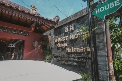 RedDoorz near Galeria Mall 2