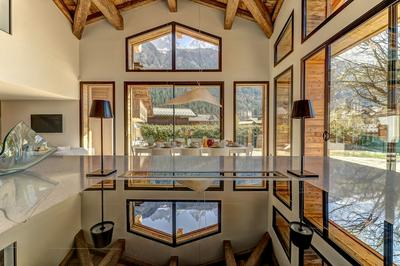 Chalet Fortuna a Jewel in Central Chamonix