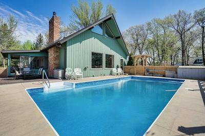 'love Lake Retreat w/ Hot Tub in New Richmond!