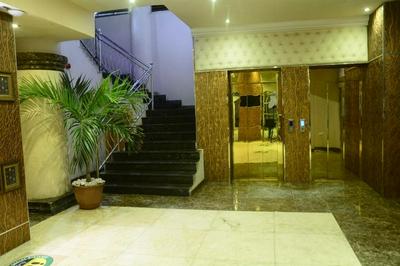 Caeser's Luxury Hotel