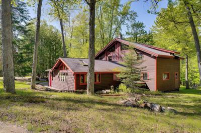 Saranac Lake Cabin w/ Deck: Pets Welcome!