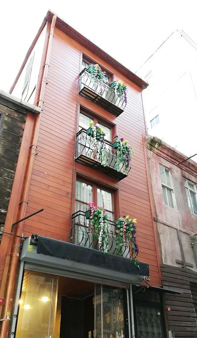Apart Taksim 82