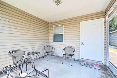 Sunny Home in The Villages w/ Lanai & Pool Access!