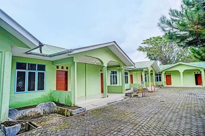 OYO 92239 Taman Wisata Iman I