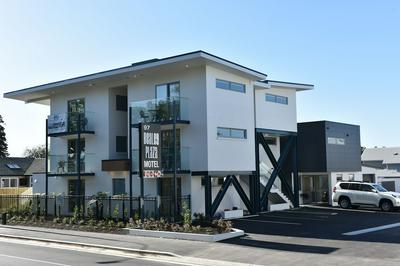 Bealey Plaza Motel
