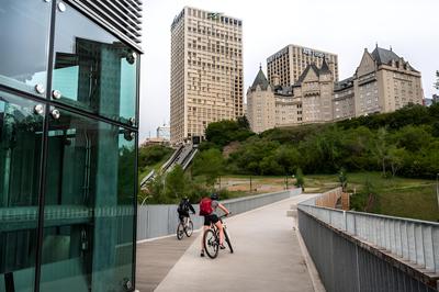 Fairmont Hotel Macdonald