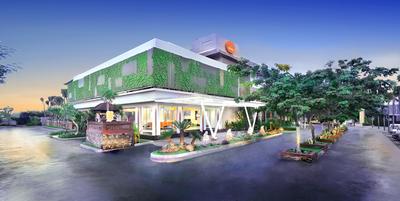 HARRIS Hotel & Residence Sunset Road Bali