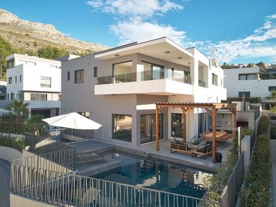 Luxury Villa Natali With Pool,terrace and sea View