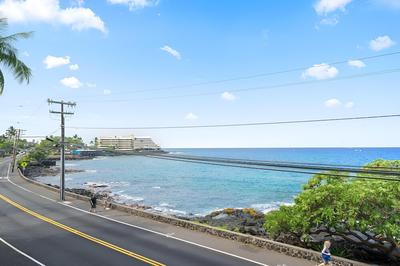 Kona Alii Oceanview Pool Shops & Restaurants